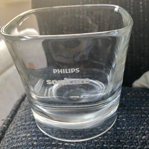 Philips sonicare charging glass